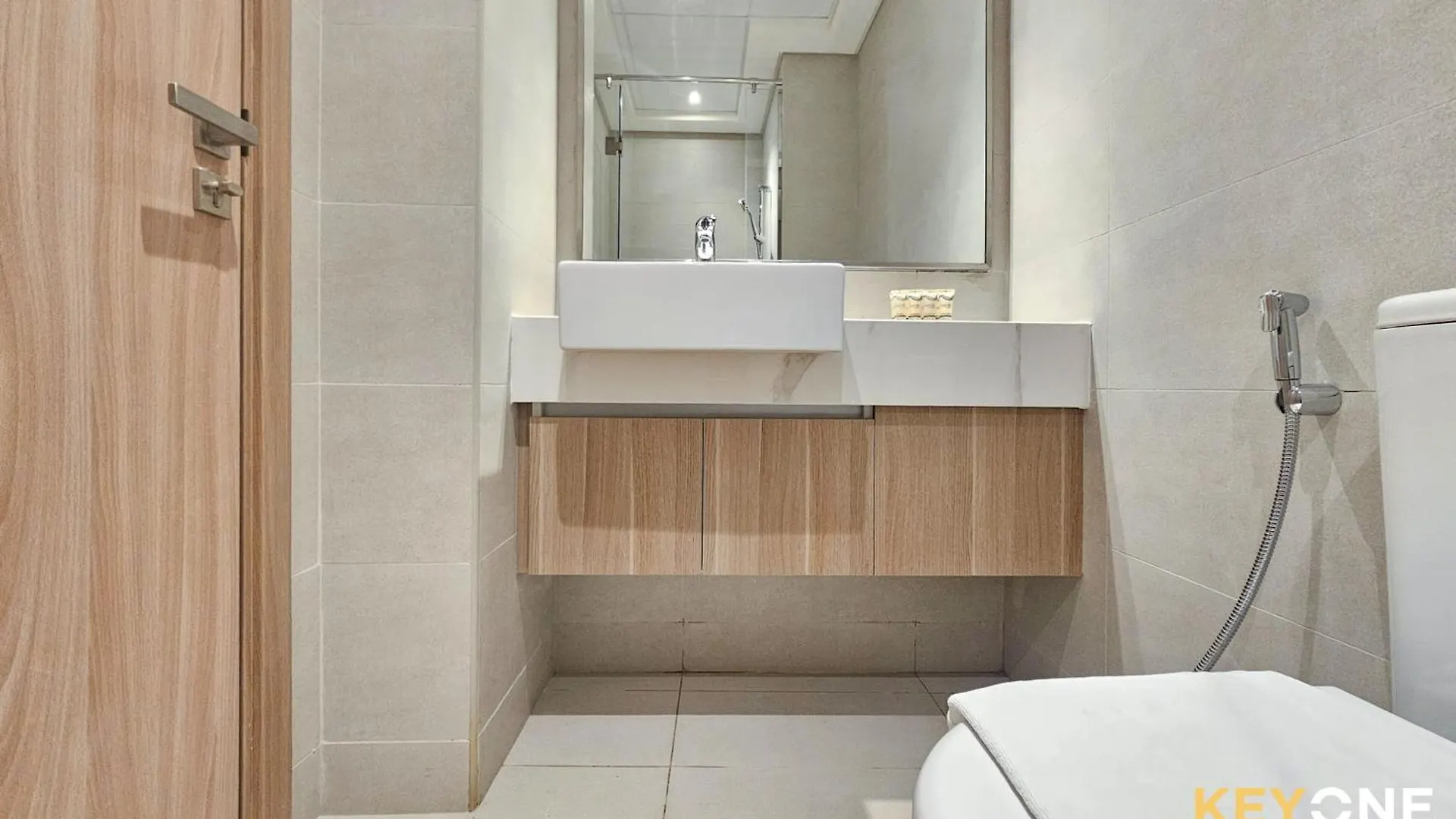 Apartment Chic Modern Studio In Azizi Riviera